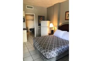 26 Diplomat Pkwy 2233, Hallandale Beach