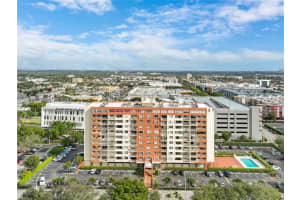 4675 W 18th Ct 1101, Hialeah