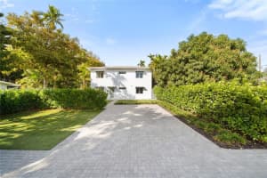 1117 Sw 13th St R, Miami