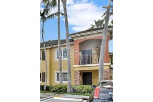 985 Ne 33rd Ter 201, Homestead 985 Ne 33rd Ter 201, Homestead