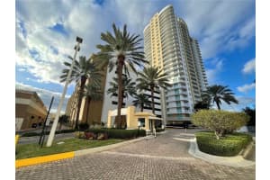 1745 E Hallandale Beach Blvd 501w, Hallandale Beach