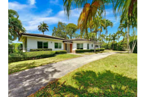 4020 Riviera Dr, Coral Gables