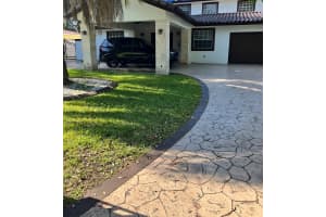 6284 Sw 26th St, Miami