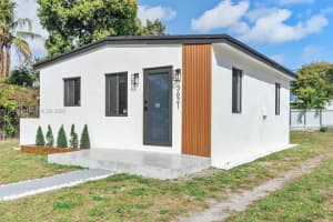 3621 Sw 48th Ave, West Park