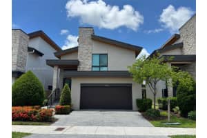 10240 Nw 76th Ter, Doral