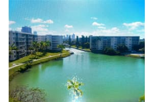 2851 Leonard Dr J502, Aventura