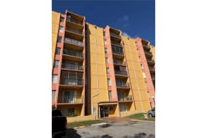 4801 Nw 7th St 607-16, Miami