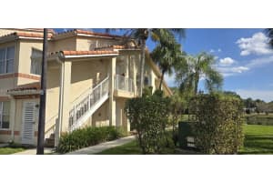 3300 N Pinewalk Dr N 1911, Margate