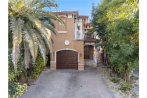 3860 Ne 168th St 3, North Miami Beach