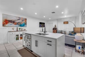 3364 Nw 51st Ter, Miami