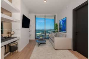 398 Ne 5th St 3511, Miami