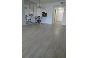 8515 Sunrise Lakes Blvd 302, Sunrise