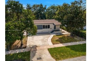 130 Ne 169 Ter, North Miami Beach