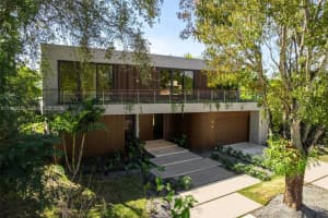 6450 Sw 82nd St, Miami