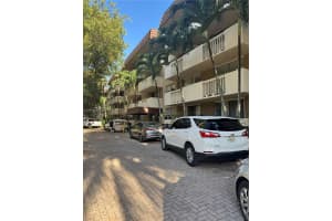 1800 Sans Souci Blvd 112, North Miami