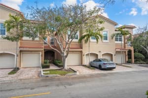 4870 Bonsai Cir 106, Palm Beach Gardens