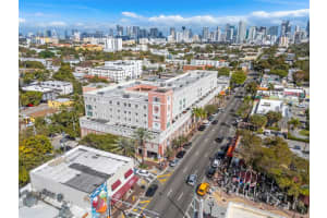 1475 Sw 8th St 610, Miami