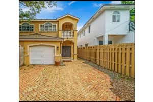 3047 Day Ave 1, Miami