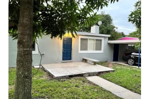 816 Beech Rd, West Palm Beach
