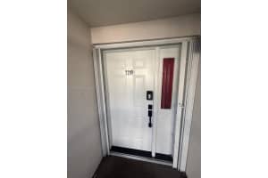 2249 Se 27th Dr 106-d, Homestead