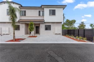 400 Sw 1st St 1, Florida City