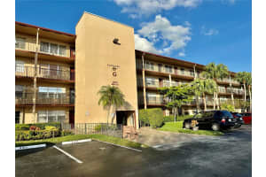 13255 Sw 9th Ct 402g, Pembroke Pines