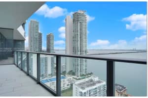 460 Ne 28th St 2102, Miami