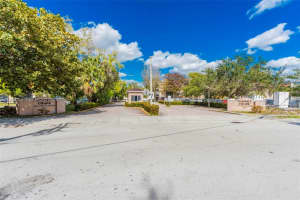 8501 Nw 8th St 110, Miami