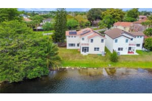 15490 Sw 47th St, Miami