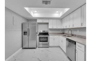 34 Meacham Ln, Tamarac