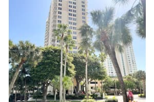 770 Claughton Island Dr 704, Miami