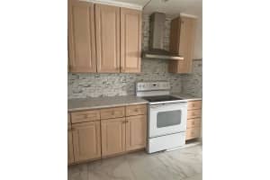 6548 Racquet Club Dr 89, Lauderhill