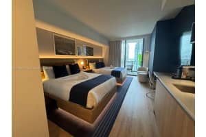 159 Ne 6th St 1806, Miami