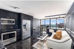 555 Ne 15th St 30h, Miami