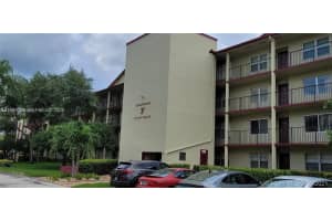 701 Sw 128th Ave 401f, Pembroke Pines