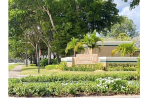 9811 Westview Dr 922, Coral Springs