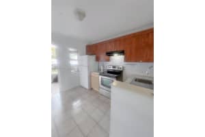 95 Ne 41st St O216, Oakland Park