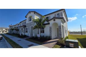 2535 Ne 193rd St 3104, Miami