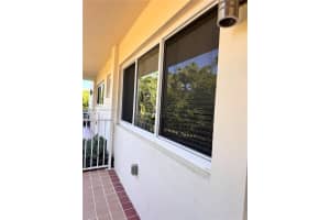 1035 94th St 4, Bay Harbor Islands