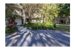 8931 N New River Canal Rd 1e, Plantation