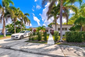 7525 Adventure Ave, North Bay Village
