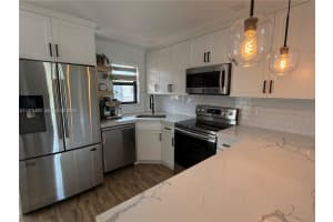 3800 Palm Ave 217, Hialeah