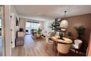 10303 Sunrise Lakes Blvd 211, Sunrise