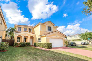 4612 Nw 94th Ct 4612, Doral