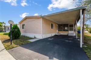 730 Nw 214th Avenue, Pembroke Pines