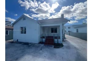 2758 Sw 3rd St, Miami