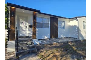 941 Ne 154th St, North Miami Beach