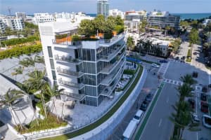 801 S Pointe Dr 204, Miami Beach