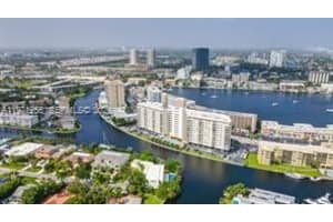 401 Golden Isles Dr 1101, Hallandale Beach