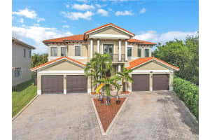 7803 Sw 194th Ter, Cutler Bay